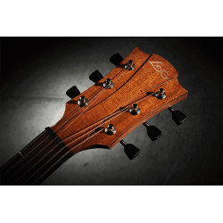 Lâg TL70D-NAT Dreadnought Gaucher Natural
