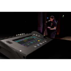 ALLEN & HEATH CQ-12T Table de mixage - Console numÈrique compacte 12 canaux Bluetooth tactile 7