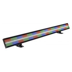 Briteq BTX-LIGHTSTRIKE - Une barre hybride LED Pixel mapping extrêmeme