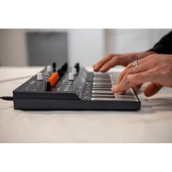 OAR_MICROFREAK-OAR-MICROFREAK-3-B