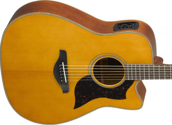 YAMAHA A1M II VN