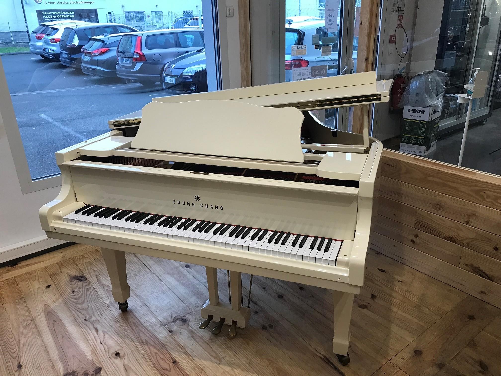 Piano à queue YOUNG CHANG G-175 Blanc Occasion