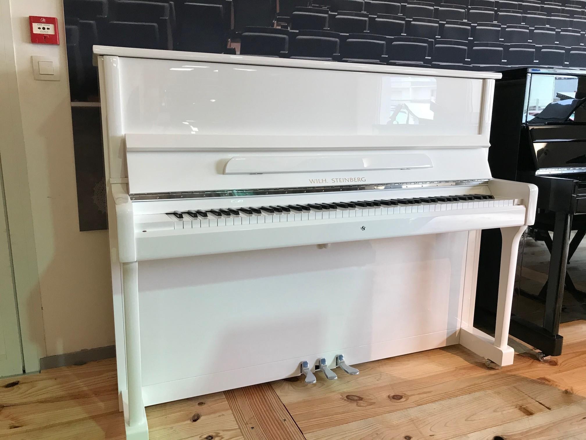 PIANO WILH STEINBERG DROIT P118 Blanc