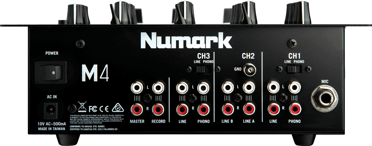 MIXEUR NUMARK M4