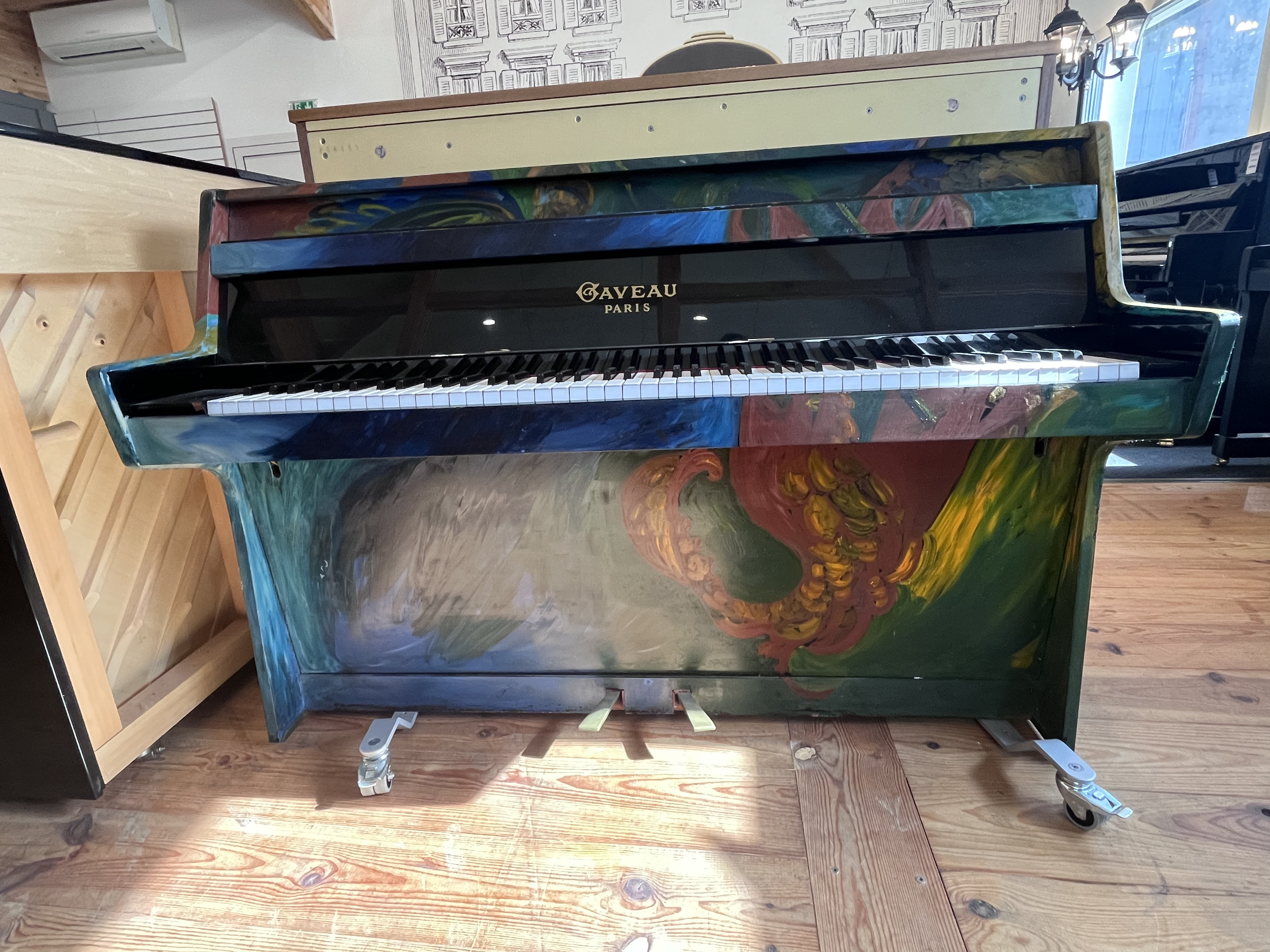 Occasion Piano acoustique Gaveau Modèle 10 peint