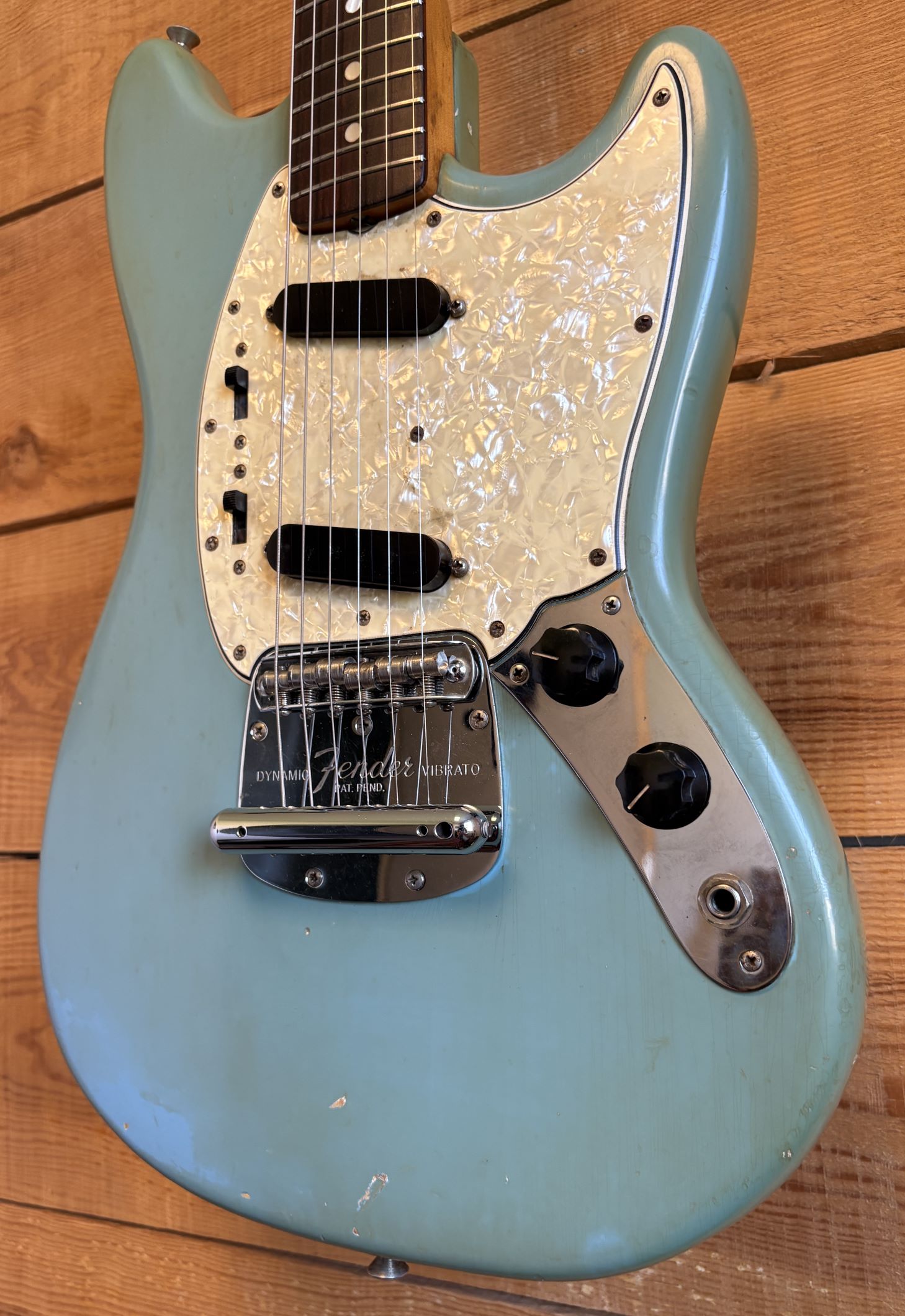 Occasion Fender Mustang USA 1967 avec étui