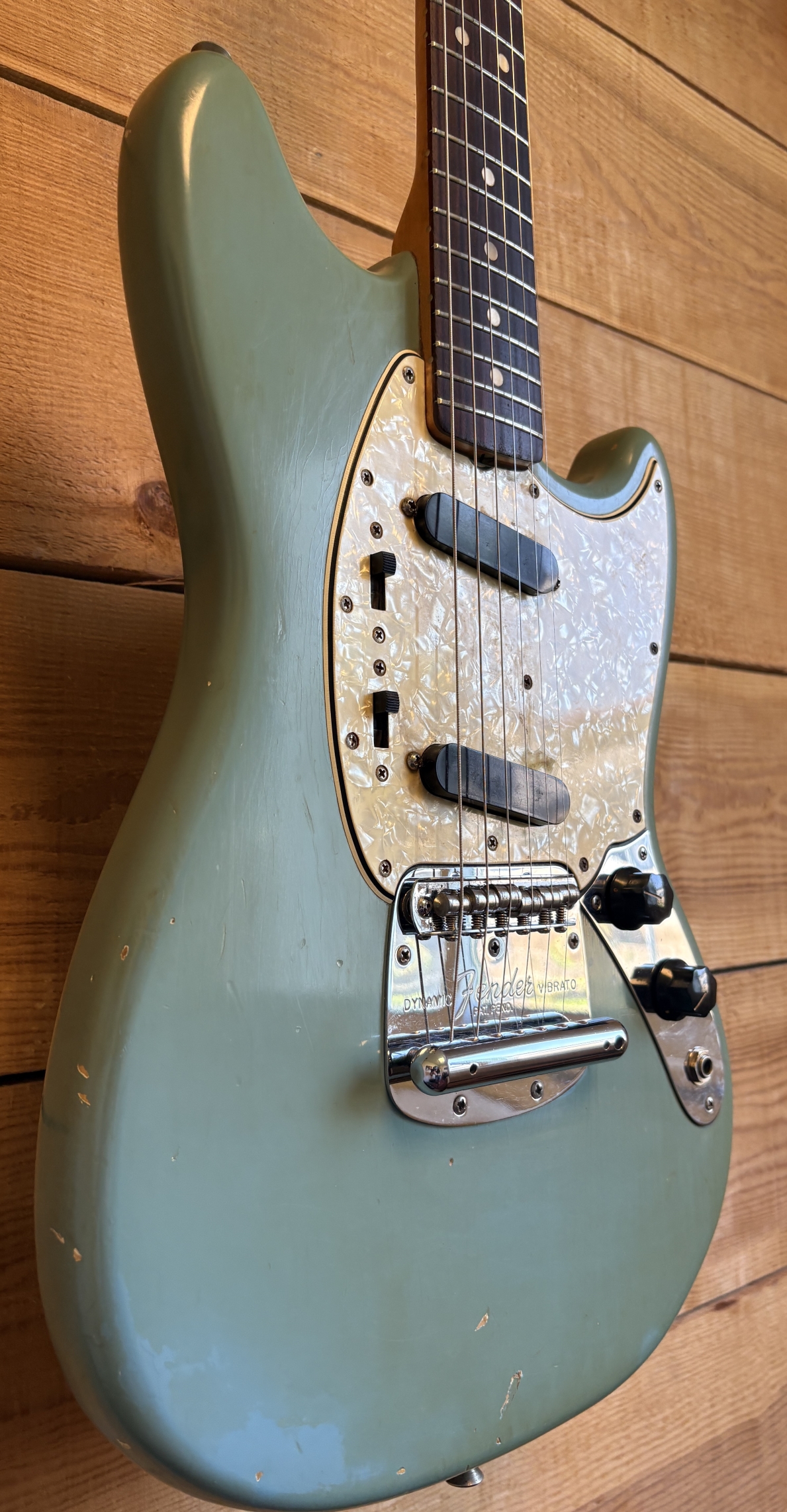 Occasion Fender Mustang USA 1967 avec étui