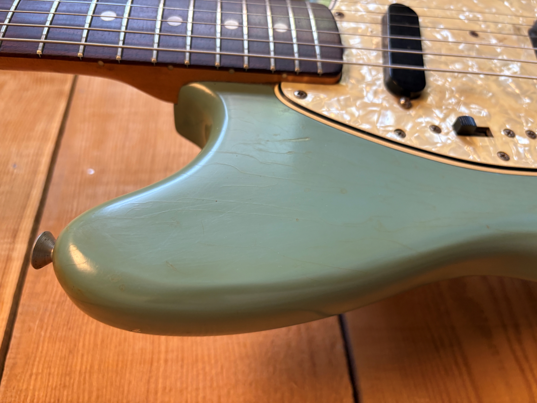 Occasion Fender Mustang USA 1967 avec étui