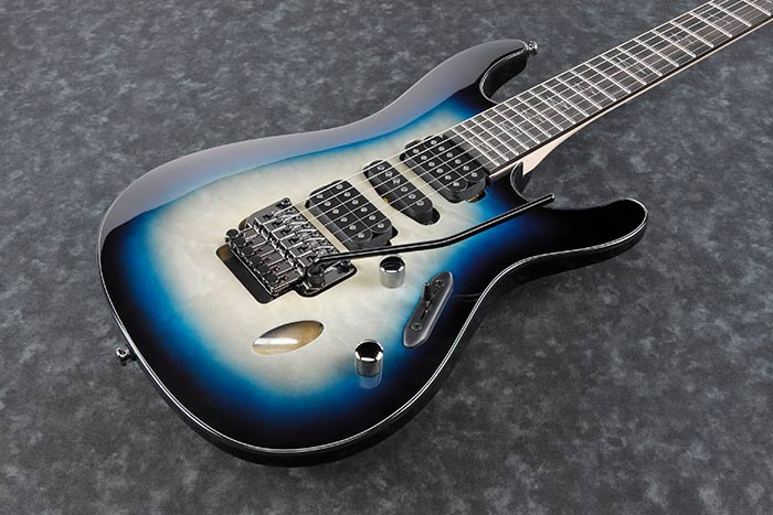 Guitare Electrique IBANEZNita Strauss JIVAJR DSE