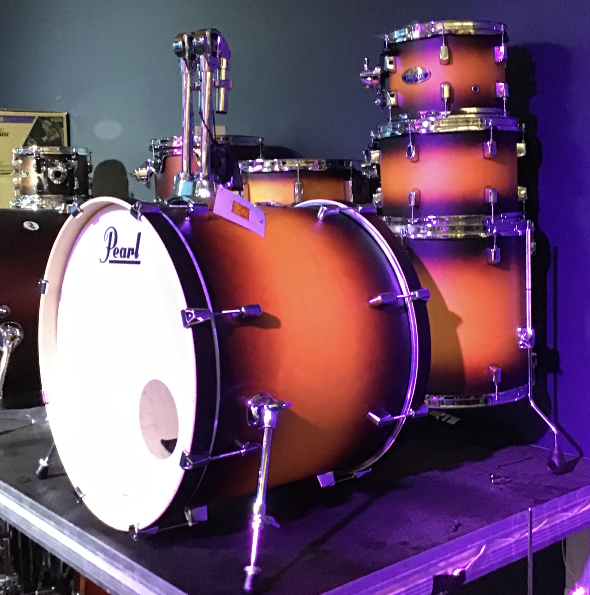 Batterie PEARL DECADE 6 Futs Classic Satin Burst