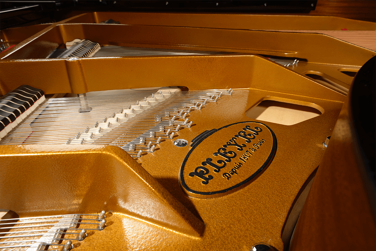 Piano à queue PLEYEL P190-BLK
