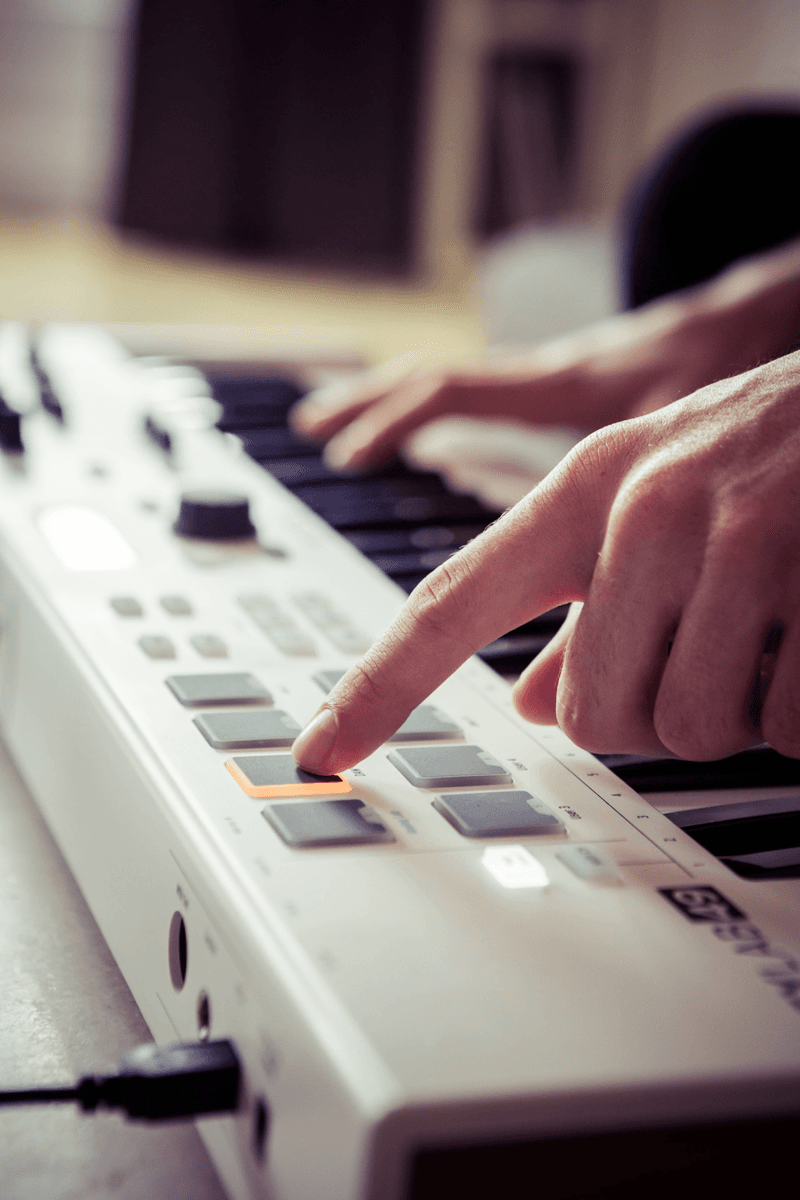 CLAVIER MAITRE ARTURIA KEYLAB 49 ESSENTIAL + analog lab
