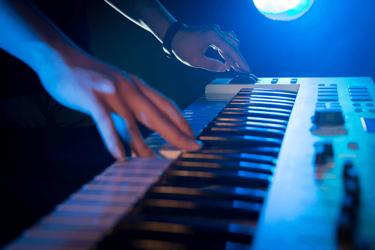 CLAVIER MAITRE ARTURIA KEYLAB 49 ESSENTIAL + analog lab