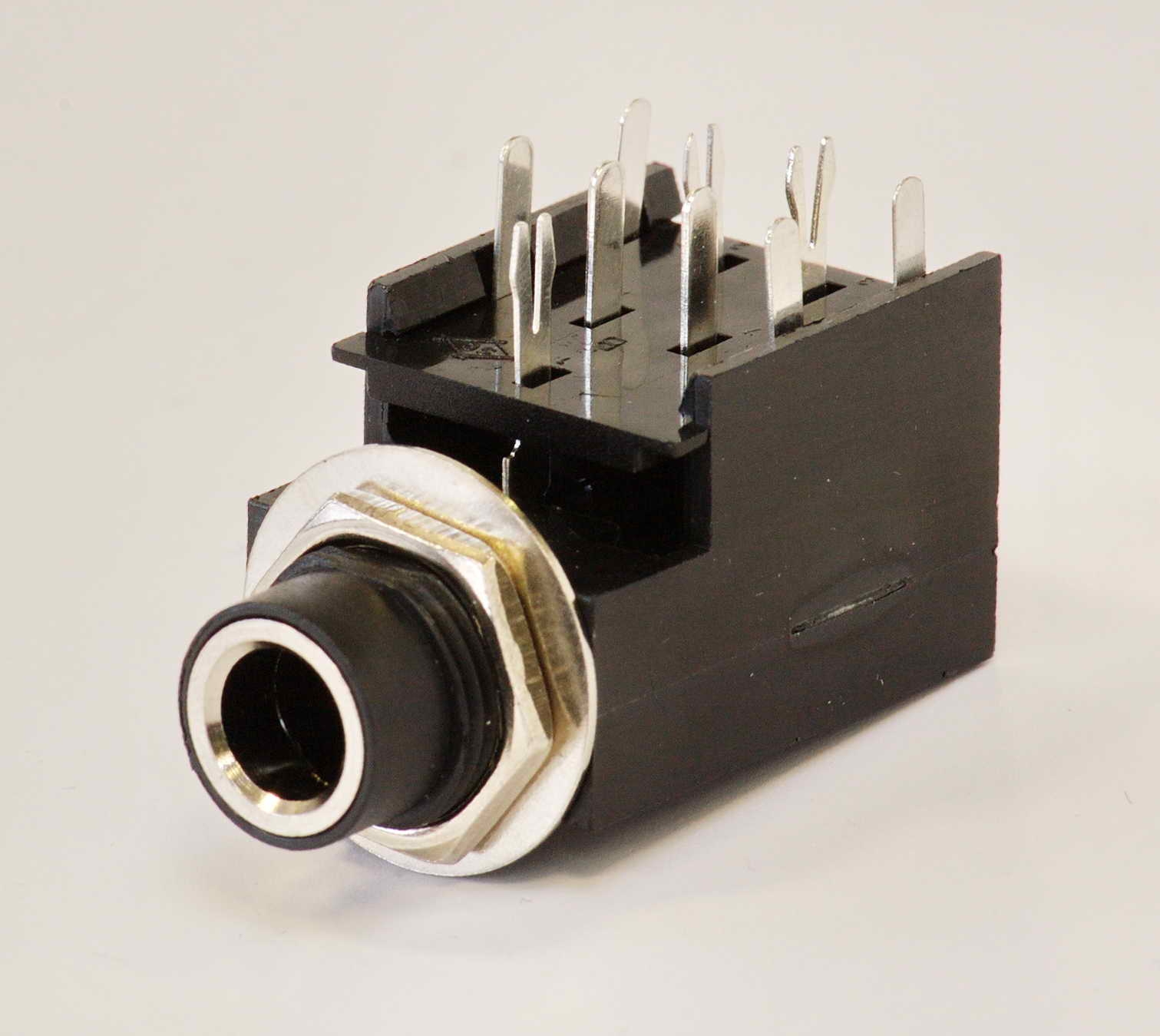 EMBASE JACK pour HARTKE & FENDER 0990913000