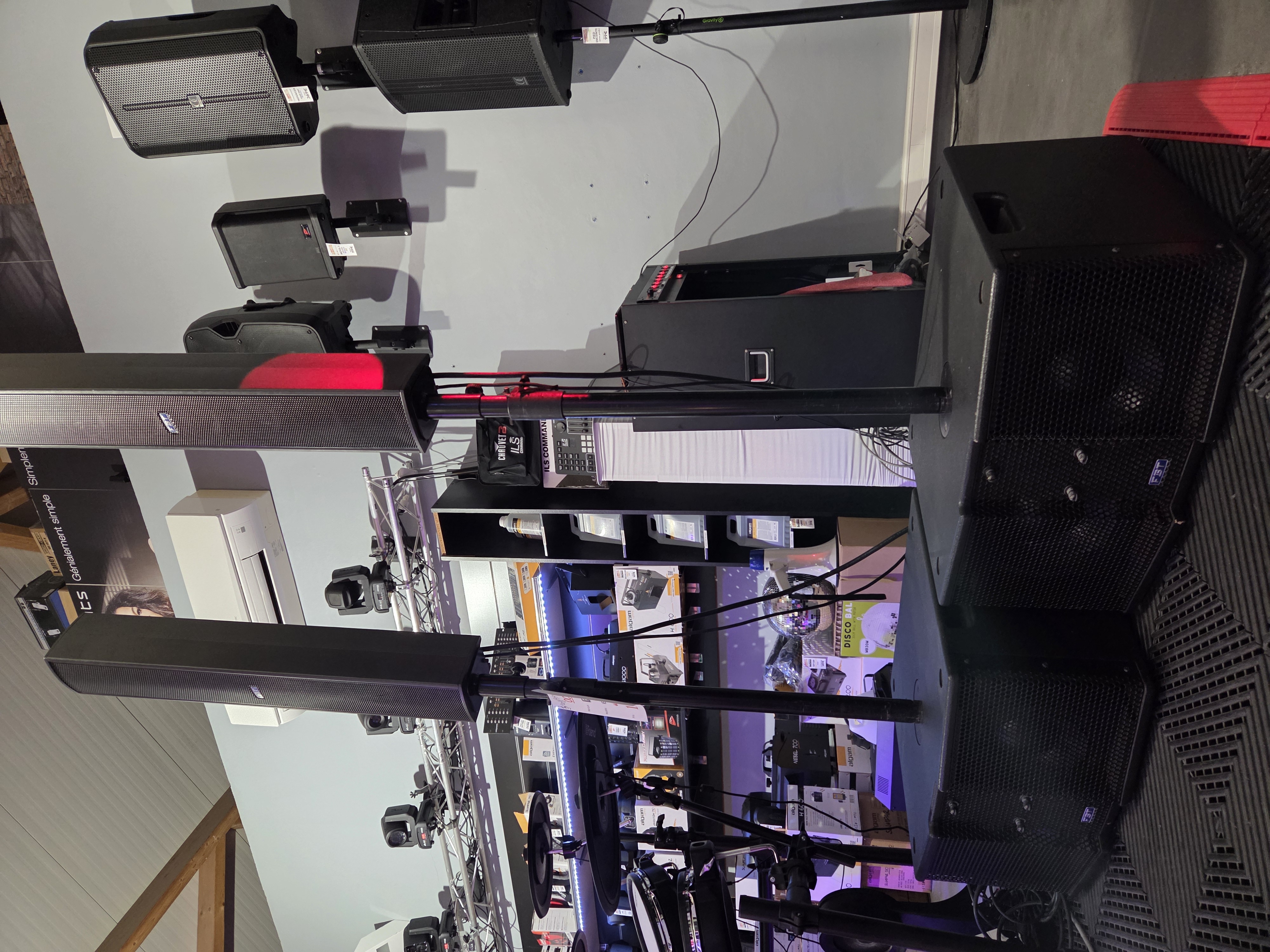 SYSTEME SON COLONNE FBT VERTUS 2200